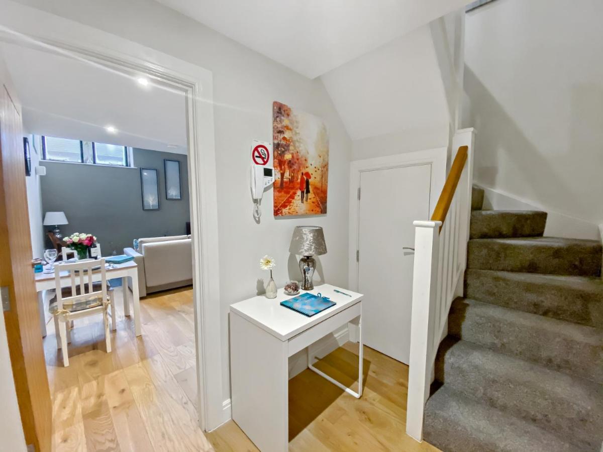 Church Suite, Stow-On-The-Wold, Sleeps 4, Town Location Buitenkant foto
