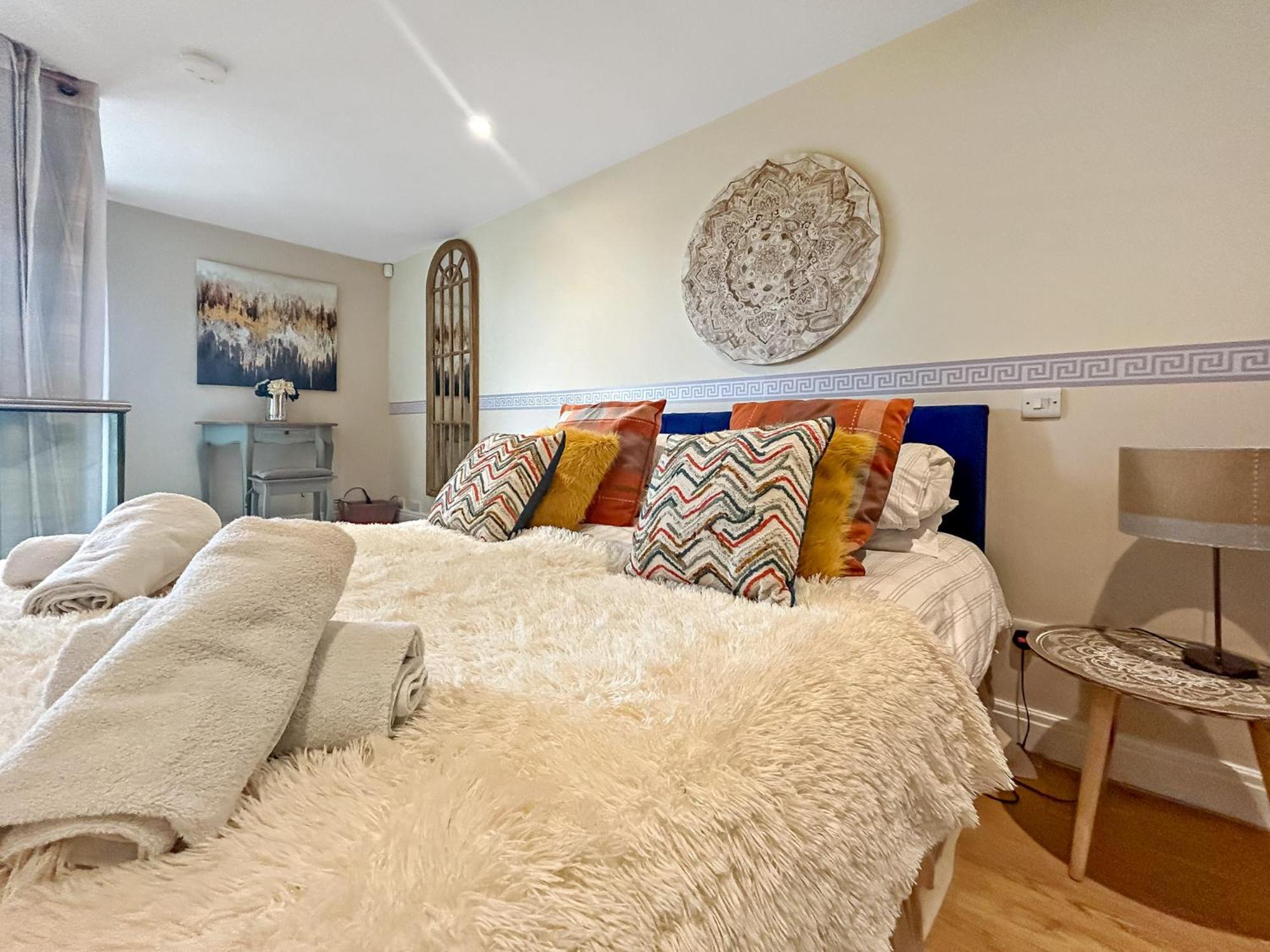 Church Suite, Stow-On-The-Wold, Sleeps 4, Town Location Buitenkant foto