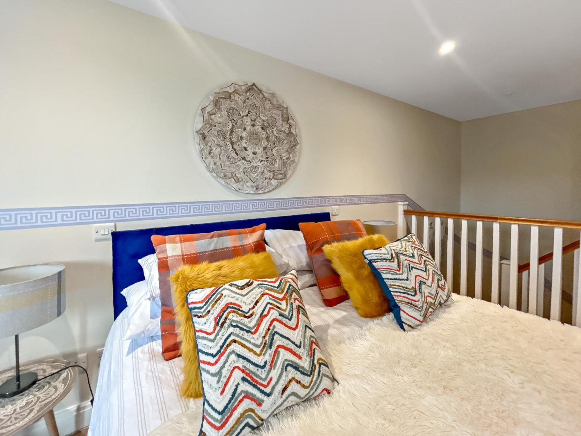 Church Suite, Stow-On-The-Wold, Sleeps 4, Town Location Buitenkant foto